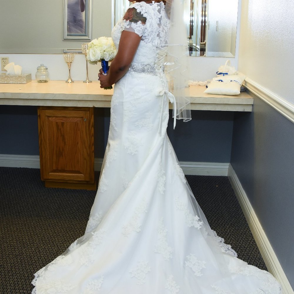 Wedding dress